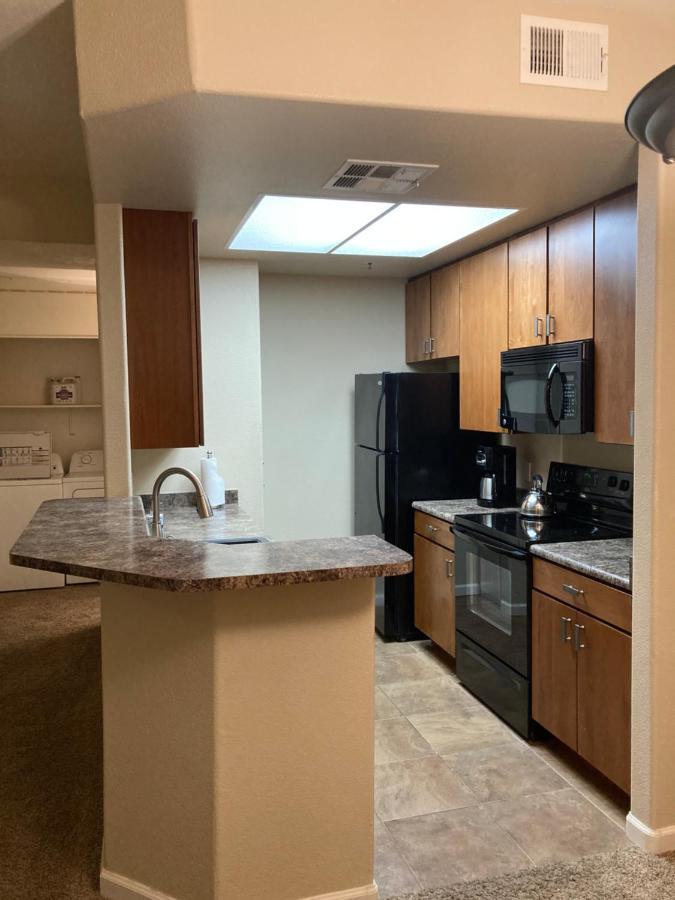 Lovely One Bedroom With Full Kitchen And Laundry Scottsdale Exterior photo