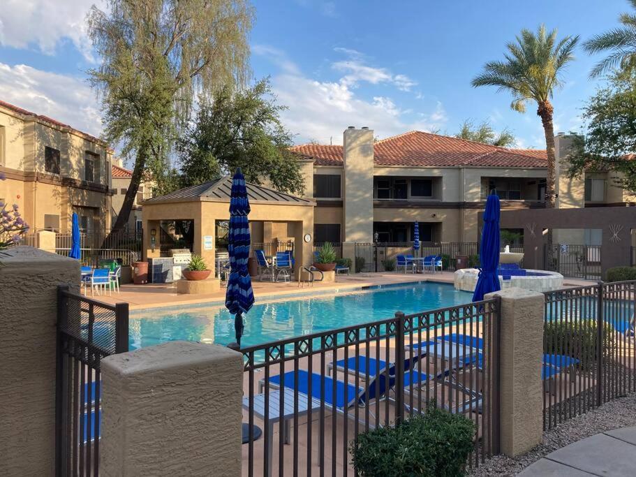 Lovely One Bedroom With Full Kitchen And Laundry Scottsdale Exterior photo